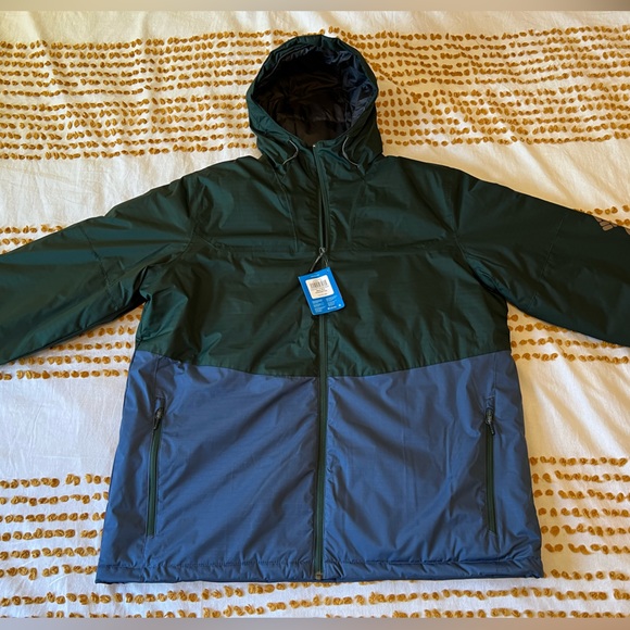Columbia Point Park Insulated Jacket - Picture 2 of 5